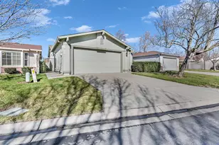 7313 Sunleaf Ln, Sacramento, CA 95828 - Photo 1