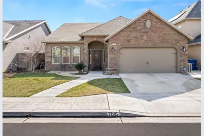 7125 W Scott Avenue, Fresno, CA 93723 - Photo 1