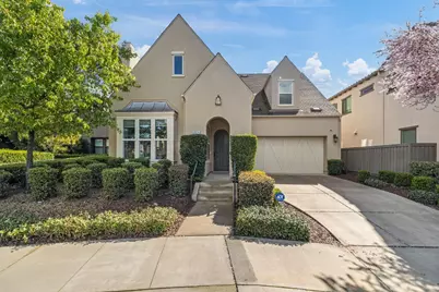 3324 Deforest Way, Sacramento, CA 95816 - Photo 1