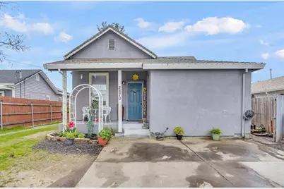 2870 26th Avenue, Sacramento, CA 95820 - Photo 1