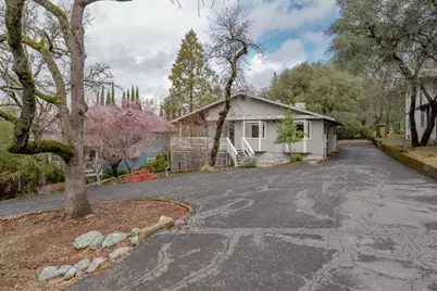 11530 Torrey Pines Drive, Auburn, CA 95602 - Photo 1