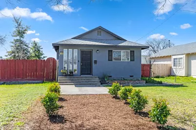 1139 T Street, Newman, CA 95360 - Photo 1