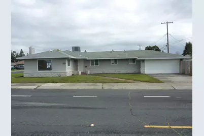 900 S Crescent Avenue, Lodi, CA 95240 - Photo 1