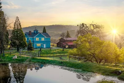 19327 McCourtney Road, Grass Valley, CA 95949 - Photo 1