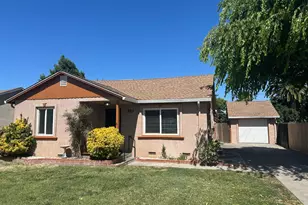923 Acacia St, Modesto, CA 95351 - Photo 1