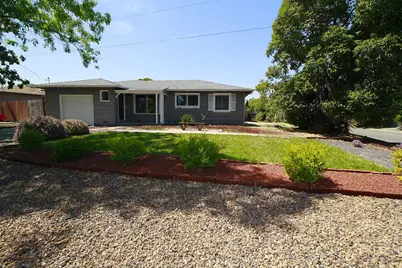 2221 Middleberry Road, Sacramento, CA 95815 - Photo 1