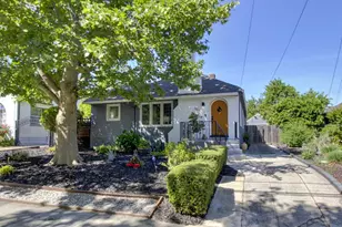 3220 24th St, Sacramento, CA 95818 - Photo 1