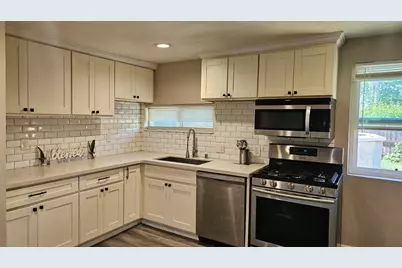 4725 Parker Avenue, Sacramento, CA 95820 - Photo 1