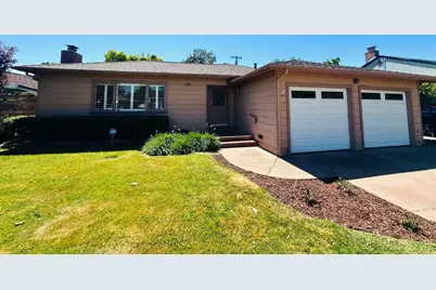 1112 S Country Club Boulevard, Stockton, CA 95204 - Photo 1