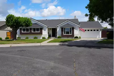 725 Maplewood Drive, Lodi, CA 95240 - Photo 1