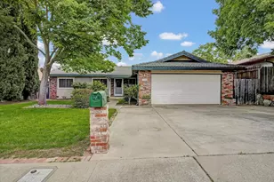 1270 E A St, Oakdale, CA 95361 - Photo 1