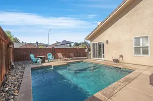 890 Alder Pl, Lodi, CA 95242 - Photo 1