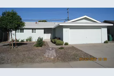 633 Skylark Avenue, Los Banos, CA 93635 - Photo 1