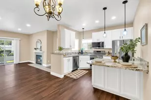 2902 Beachcomber Dr, Rocklin, CA 95677 - Photo 1