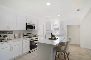 635 W Los Felis Ave, Stockton, CA 95210 - Photo 1