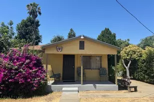 2221 Ophir St, Stockton, CA 95206 - Photo 1