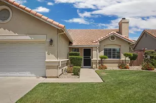 2212 Kingsbury Dr, Lodi, CA 95242 - Photo 1