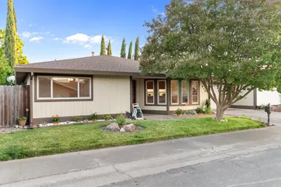 916 Park Ranch Way, Sacramento, CA 95831 - Photo 1