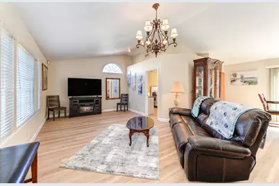 7952 Brockwood Way, Citrus Heights, CA 95621 - Photo 1