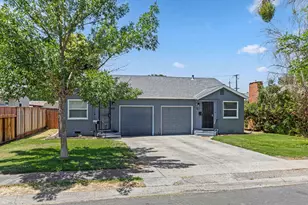 427 Covena Ave, Modesto, CA 95354 - Photo 1