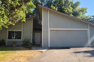 10 Governors Ct, Sacramento, CA 95817 - Photo 1