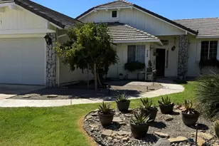 715 Foothill St, Los Banos, CA 93635 - Photo 1