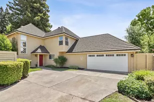 820 Lake Front Dr, Sacramento, CA 95831 - Photo 1