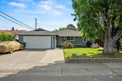 4921 McGlashan St, Sacramento, CA 95820 - Photo 1