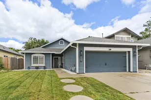 889 Golden Heights Dr, Galt, CA 95632 - Photo 1