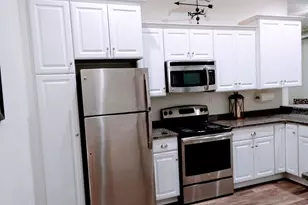 102 E Market Street Apt 2 St, Mount Carroll, IL 61053 - Photo 3
