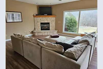 448 Territory Drive, Galena, IL 61036 - Photo 3