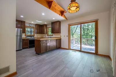 272 Blackhawk Trace, Galena, IL 61036 - Photo 9