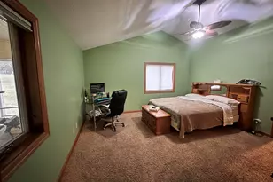 734 S Canterbury, Freeport, IL 61032 - Photo 23