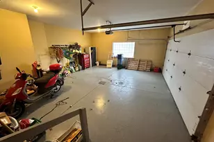 734 S Canterbury, Freeport, IL 61032 - Photo 33