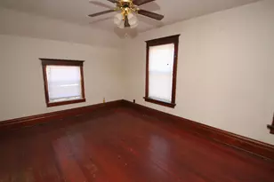 1033 Spafford Ave, Rockford, IL 61107 - Photo 7
