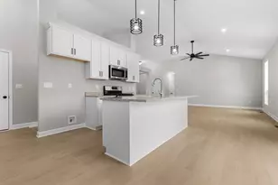 7743 Cherry Hill Rd, Cherry Valley, IL 61016 - Photo 7