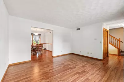 307 Shelden Drive, Winnebago, IL 61088 - Photo 9