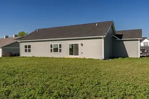 15551 Finley Way, South Beloit, IL 61080 - Photo 7