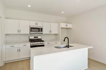 15551 Finley Way, South Beloit, IL 61080 - Photo 13