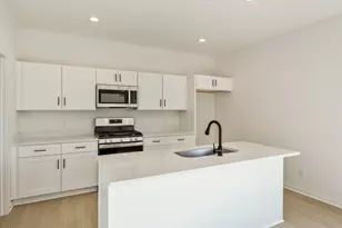 15551 Finley Way, South Beloit, IL 61080 - Photo 13