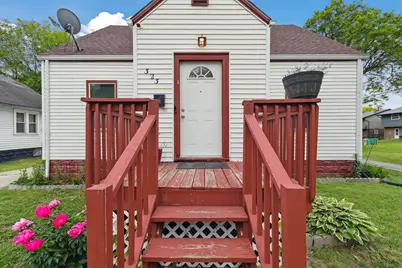 323 Tay Street, Rockford, IL 61102 - Photo 5