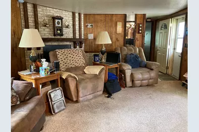 120 W Claremont Street, Lanark, IL 61046 - Photo 5