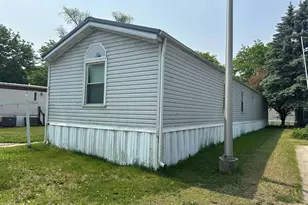 666 S Bluff #818 St, South Beloit, IL 61080 - Photo 3