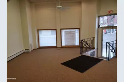 26 S Galena, Freeport, IL 61032 - Photo 3