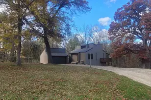 2 Sylvan Ct, Galena, IL 61036 - Photo 5