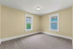 321 S Ottawa Ave, Dixon, IL 61021 - Photo 17