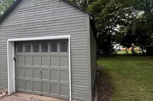 906 N Central Ave, Rockford, IL 61101 - Photo 5