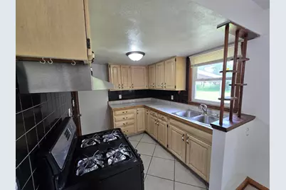 3007 Oriental Court, Rockford, IL 61109 - Photo 5