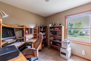 2001 Diana Dr, Mendota, IL 61342 - Photo 13