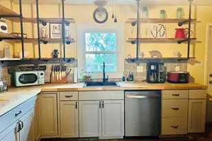 208 W Garfield, Pearl City, IL 61062 - Photo 3